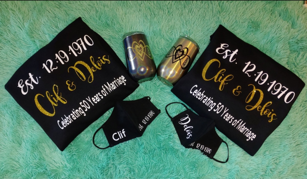 CUSTOM GIFT BOX 4 ITEMS (MASK,TUMBLER,TOTE & SHIRT)